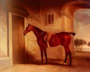 A Saddled Bay Hunter In A Stableyard - 约翰·弗恩利